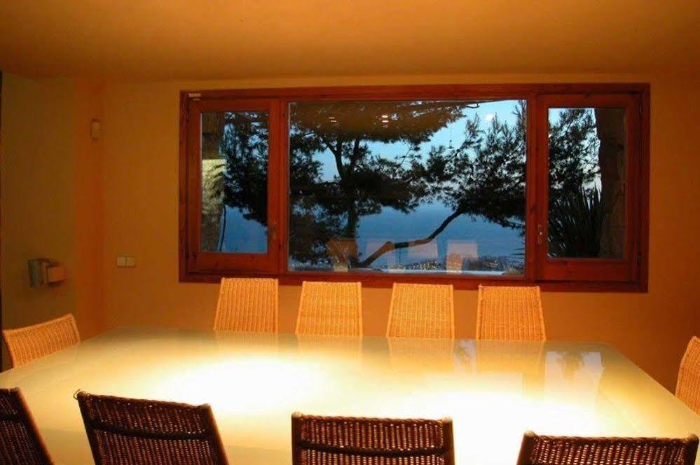 Апартаменты Casa Roca Сиджес Экстерьер фото