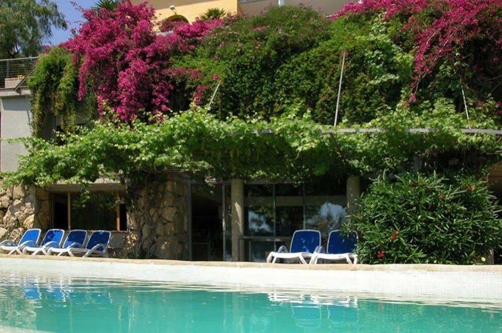 Апартаменты Casa Roca Сиджес Экстерьер фото